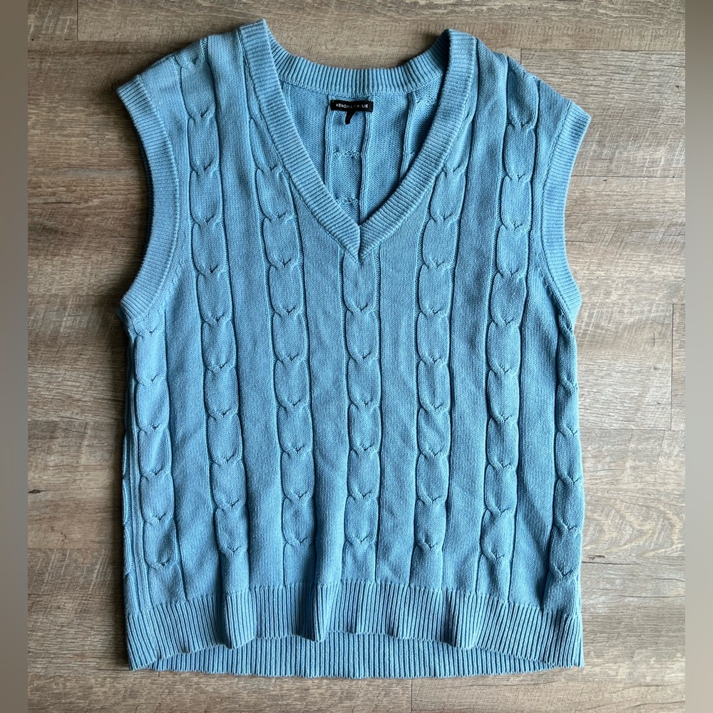 Kendall & Kylie Sweater Vest